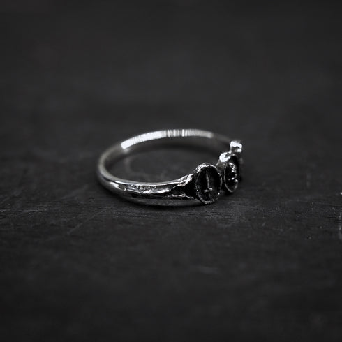 Trium Ring