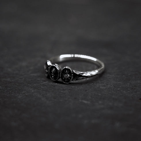 Trium Ring