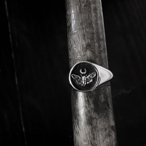 Cicada Black Signet Ring