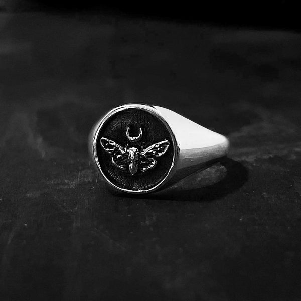 Cicada Black Signet Ring