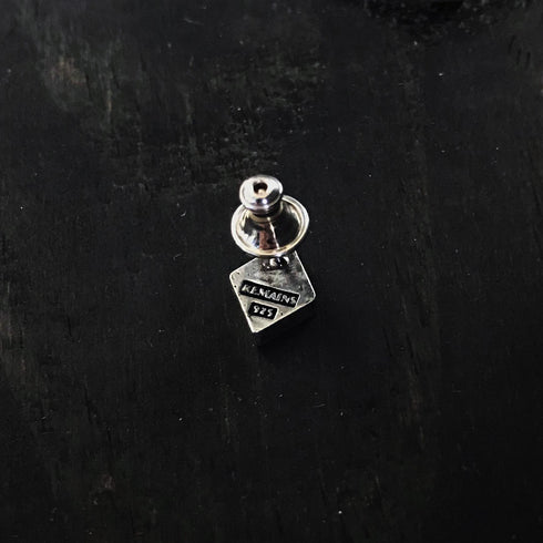 Veritas Earring Stud